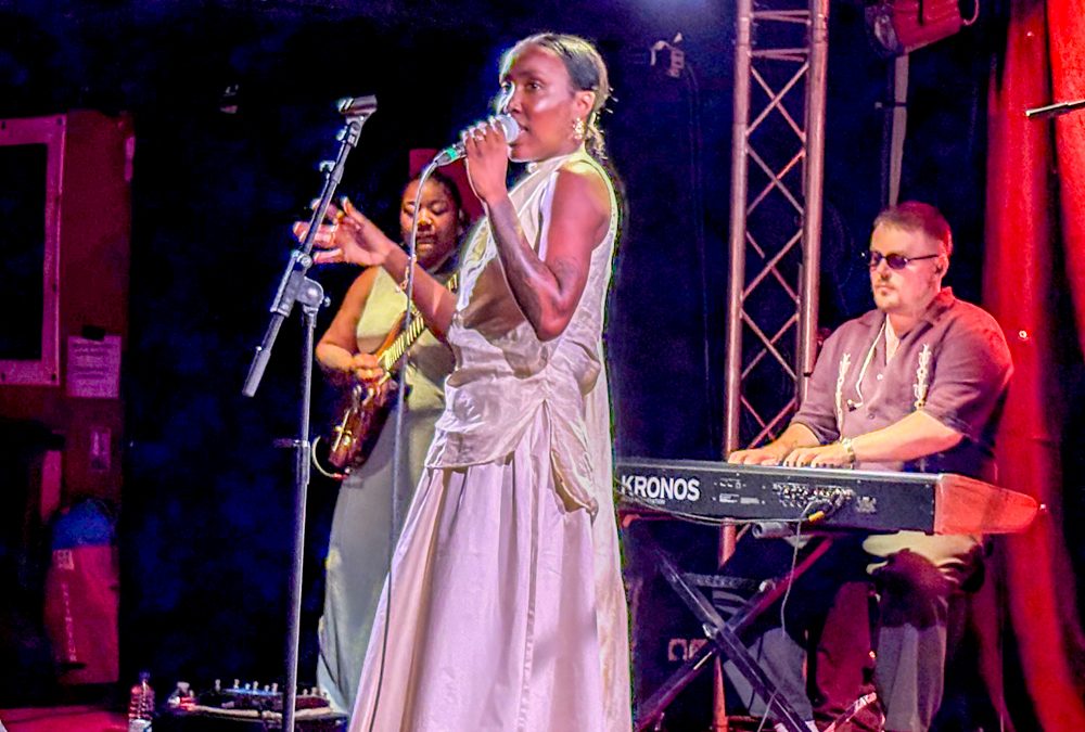 Ego Ella May au New Morning