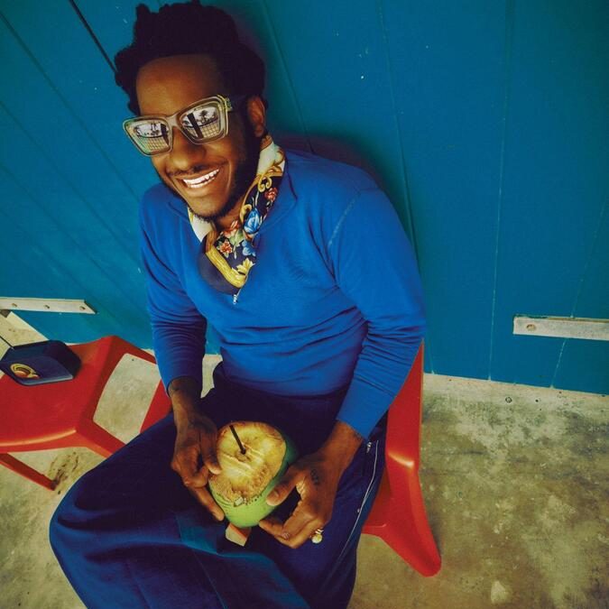 Leon Bridges : Happiness Anytime – Zicline TV