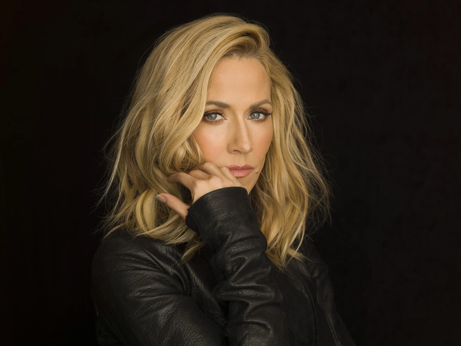 Sheryl-Crow-2025-Approved-Photo-credit-Dove-Shore Sheryl Crow : Pick You Up - Zicline TV