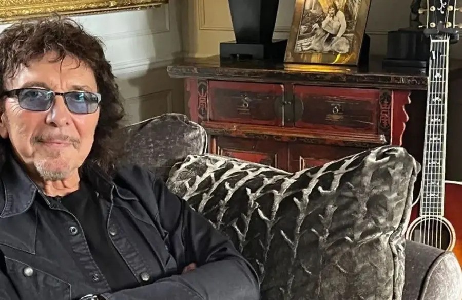 Tony Iommi Tony Iommi : From the Dark - Zicline TV